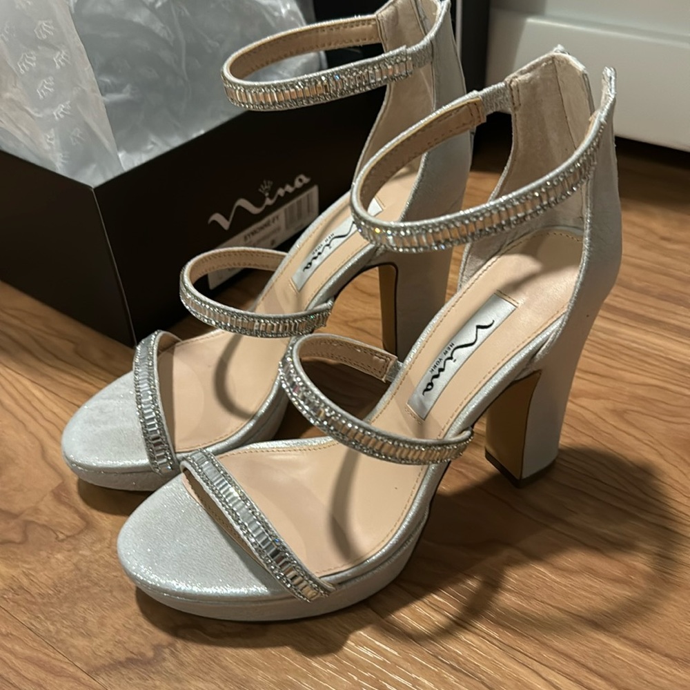 Nina Shoes Women True Reflective Silver Heels